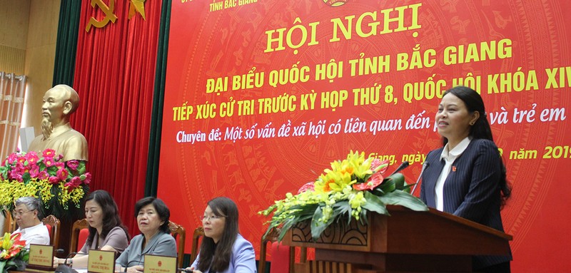 Đoàn đại biểu Quốc Hội  khu vực tỉnh Bắc Giang tiếp xúc cử tri theo chuyên đề “Một số vấn đề xã...